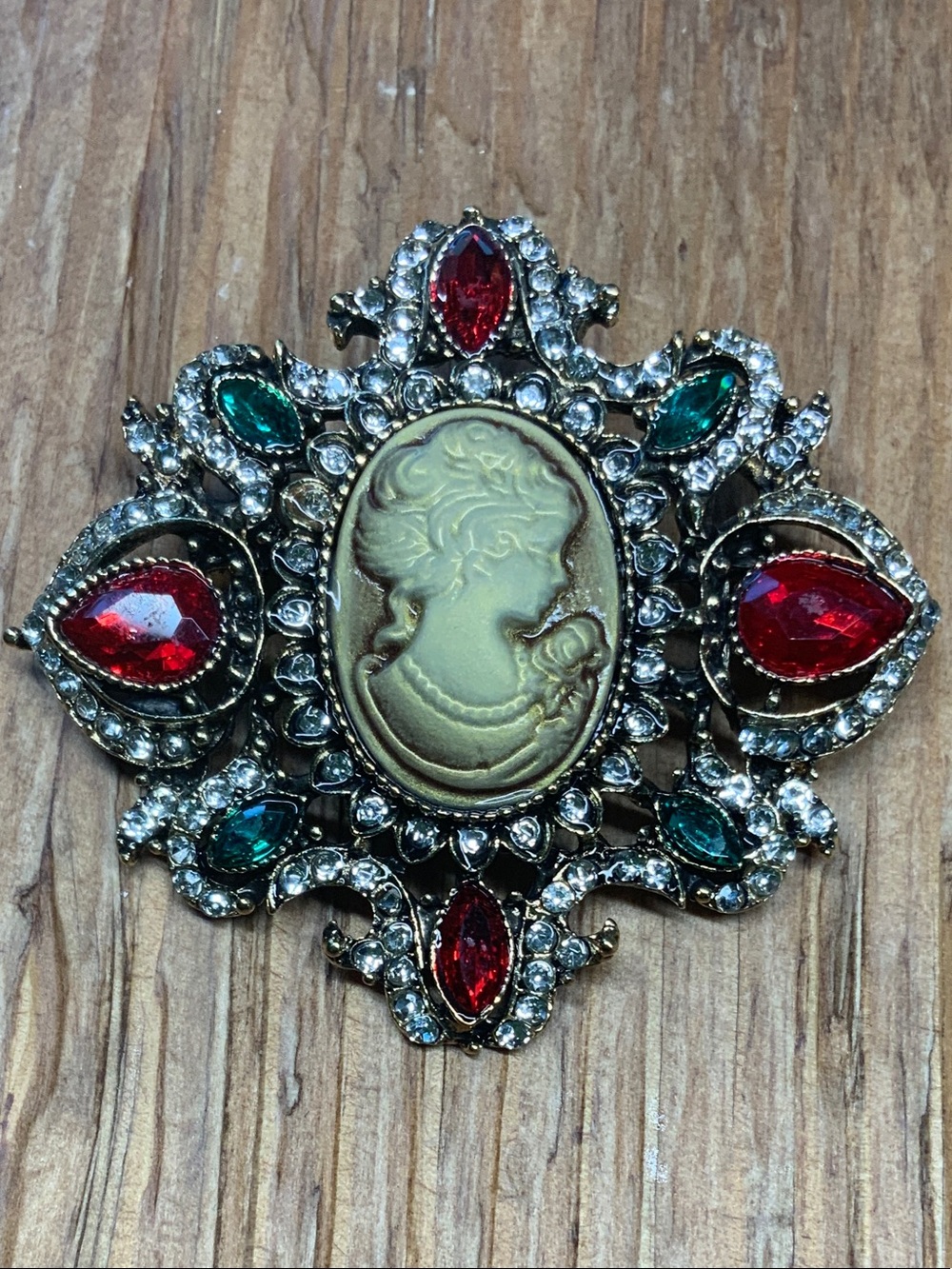Cameo Gold-Tone with Red and Green Stones Pendant Brooch